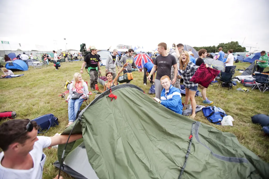 Festivalgoers and atmosphere at Global Gathering 2010
